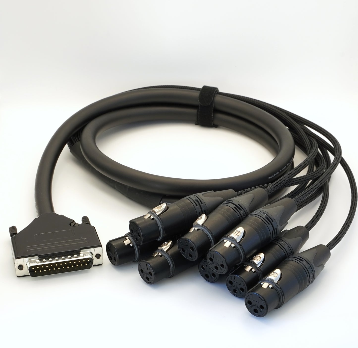 Neutrik // Mogami DB25 to Female XLR Multicore Cable